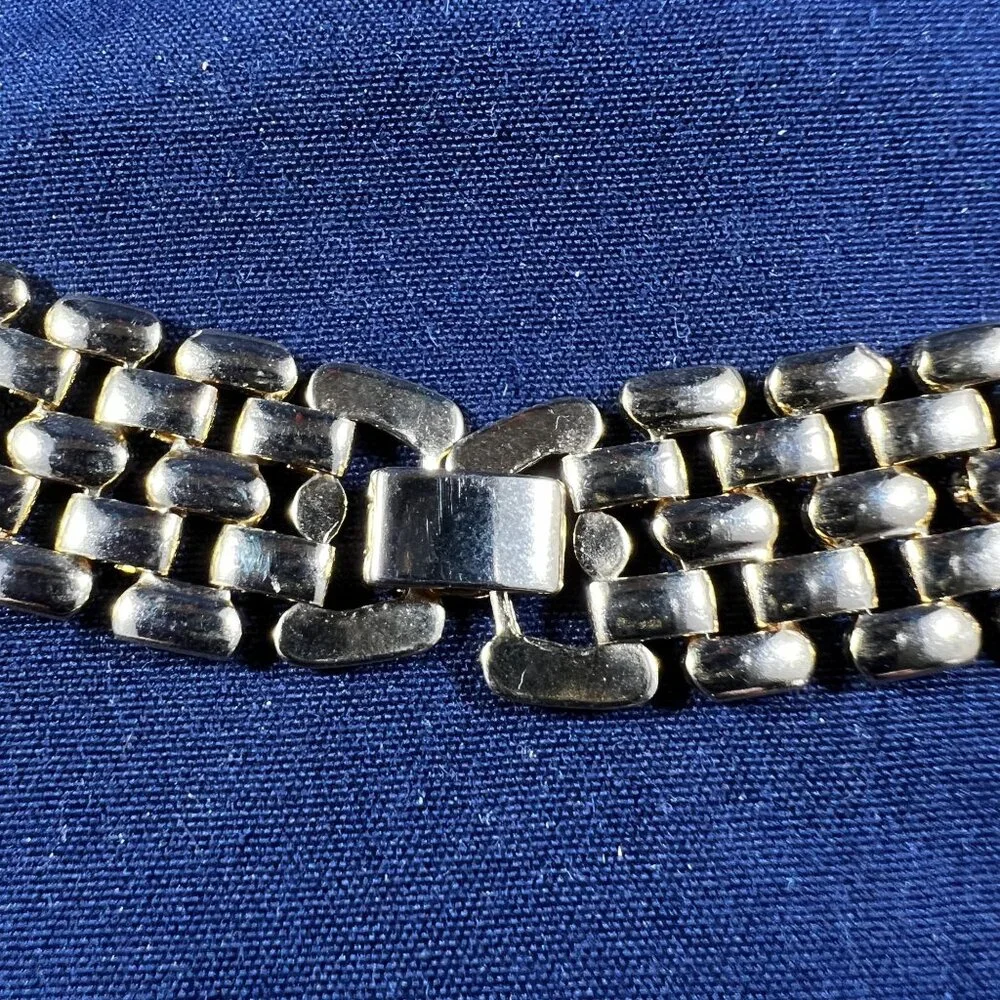 Vintage Gold-Tone Chunky Link Necklace With Double Row Design For Women - Picture 3 of 3